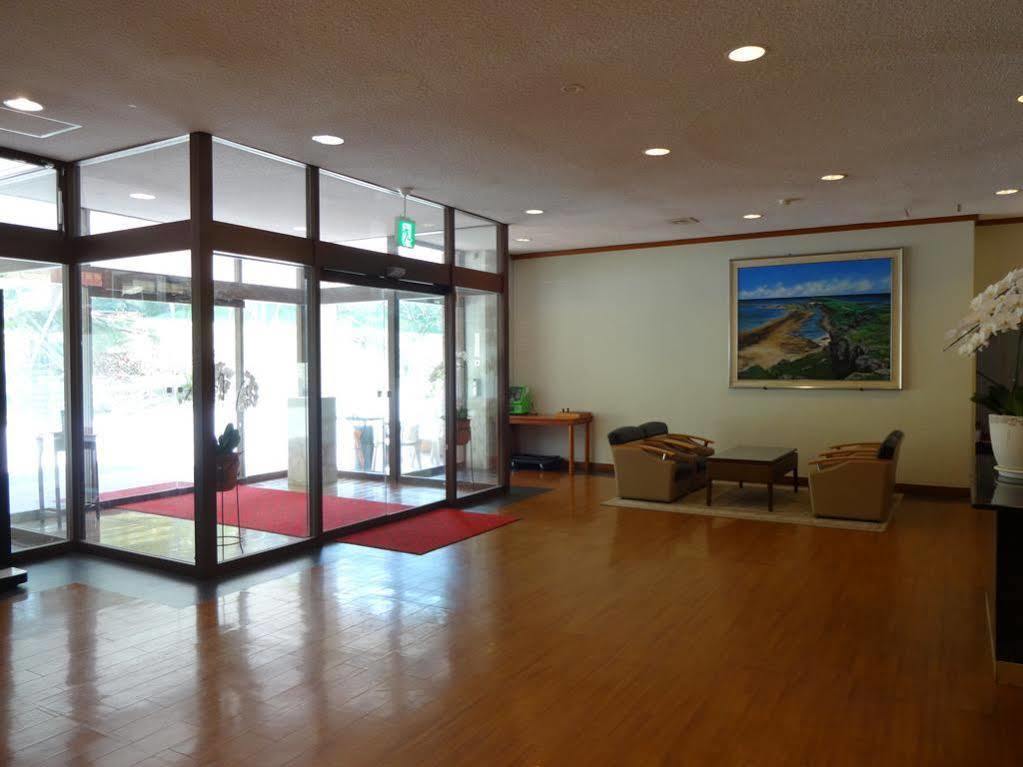 Motobu Green Park And Golf Course Exterior photo